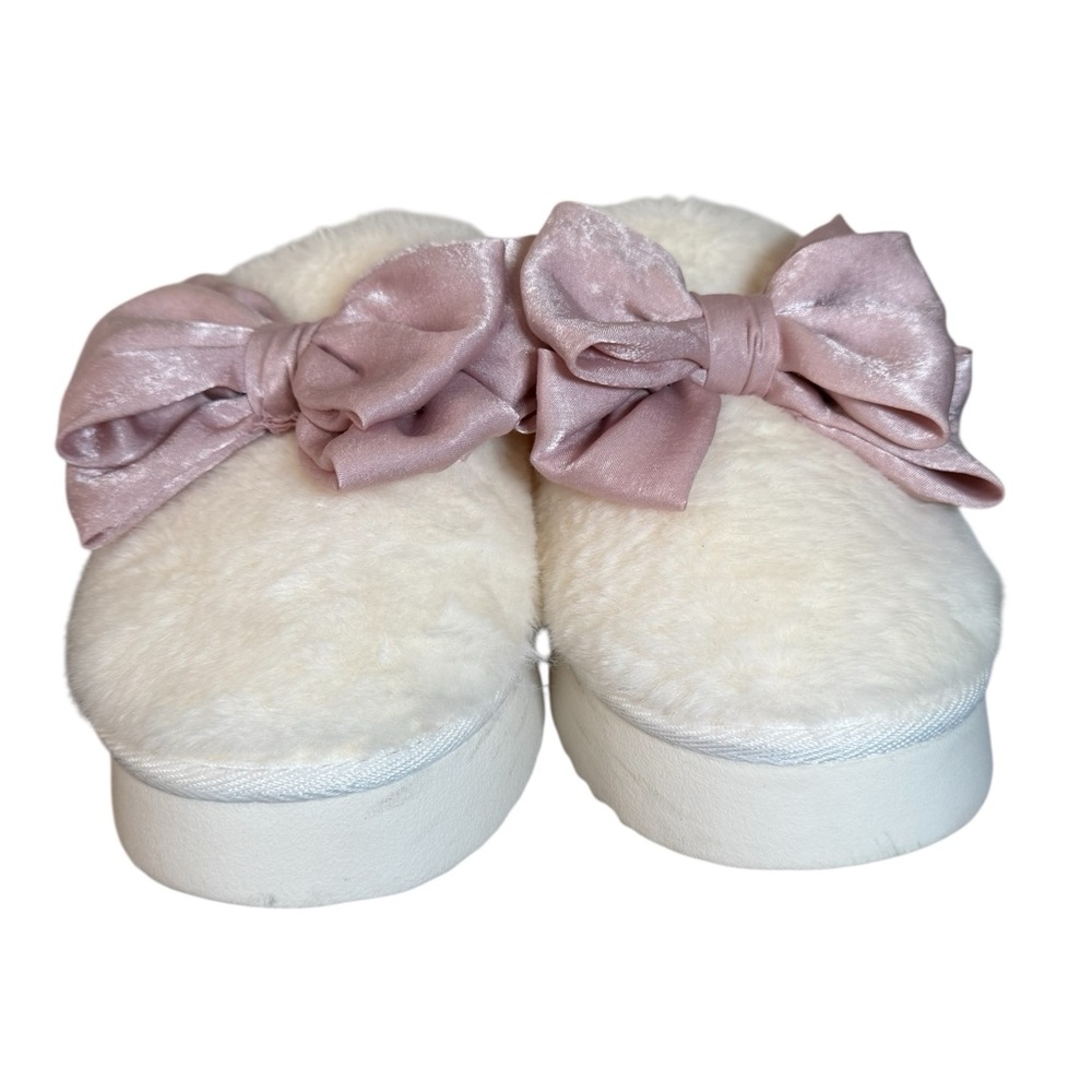 MIA White Faux Fur Slippers with Pink Satin Bows size 9